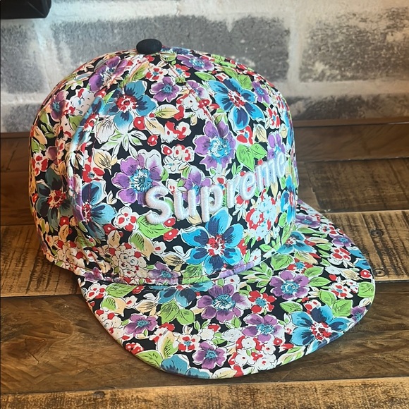 Rare‎ Supreme Liberty Floral Cap - Picture 1 of 6